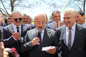 Aksaray Üniversitesi Bahar Şenlikleri coşkuyla başladı